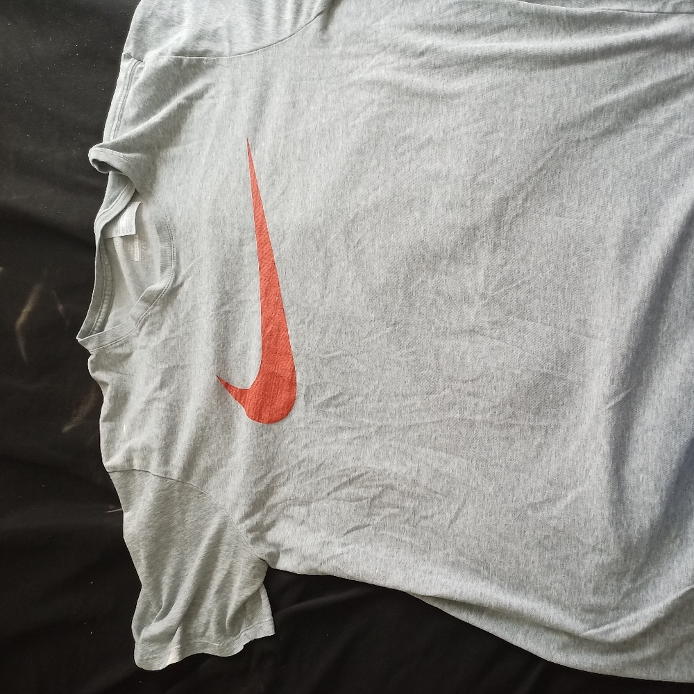 Nike tee shirts for sale